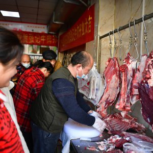 新店開業(yè)送白菜，這個(gè)老板的生意火了